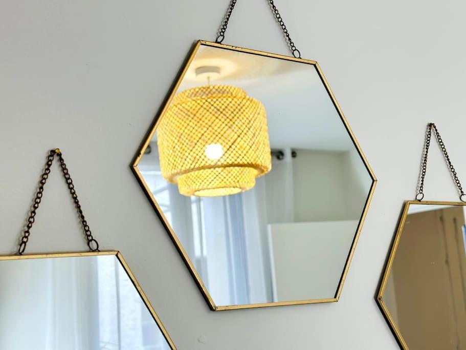 Le Nid Douillet Apartment นีมส์ ภายนอก รูปภาพ