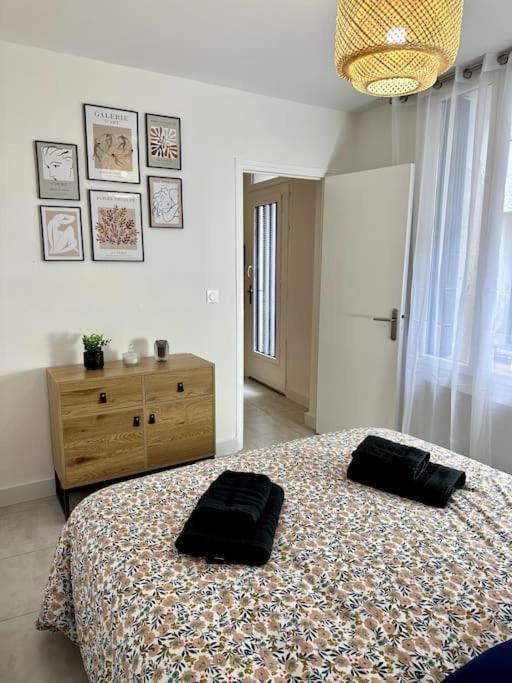 Le Nid Douillet Apartment นีมส์ ภายนอก รูปภาพ